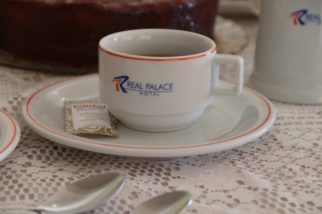 Três Lagoas Real Palace Hotel מראה חיצוני תמונה