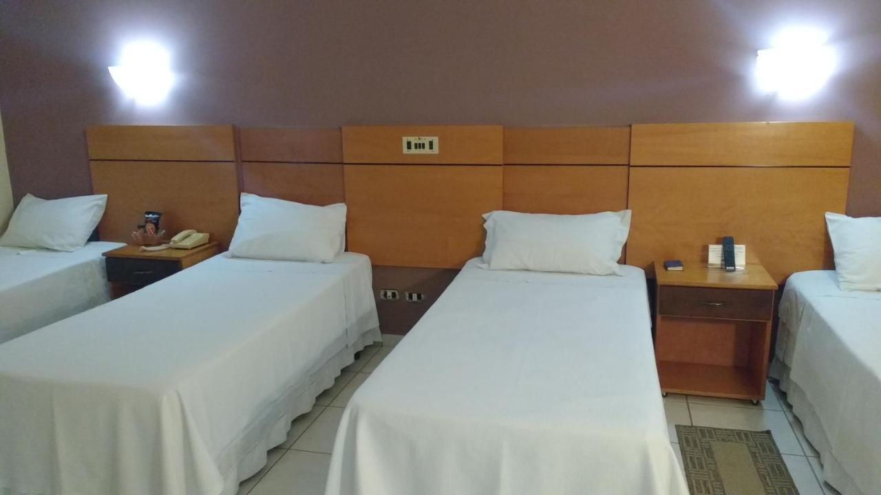 Três Lagoas Real Palace Hotel מראה חיצוני תמונה